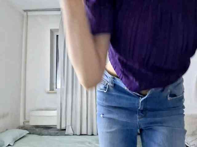 UrSweetieLeigh webcam