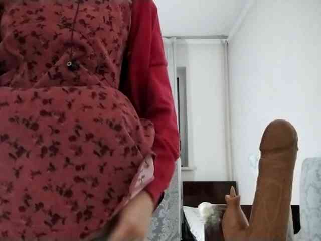 UrSweetieLeigh webcam