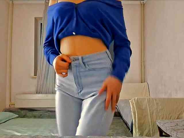 UrSweetieLeigh webcam