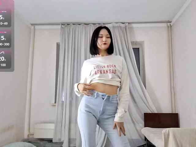 UrSweetieLeigh webcam