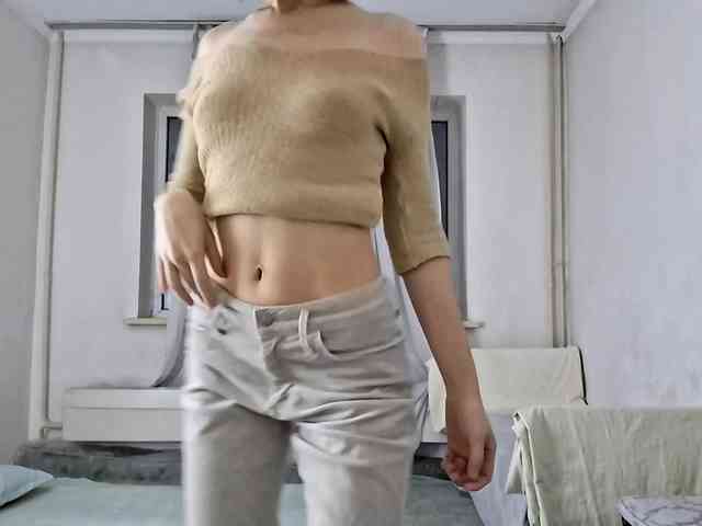 UrSweetieLeigh webcam