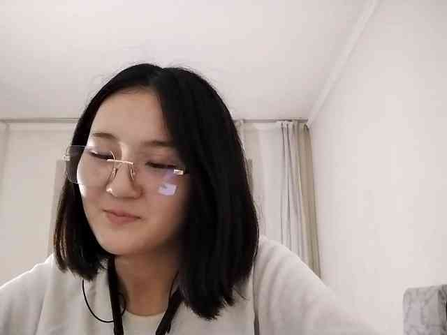 UrSweetieLeigh webcam