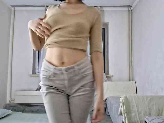 UrSweetieLeigh webcam