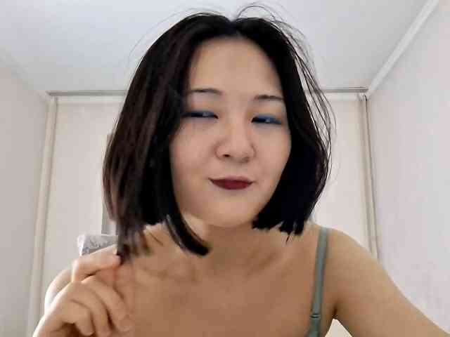 UrSweetieLeigh webcam