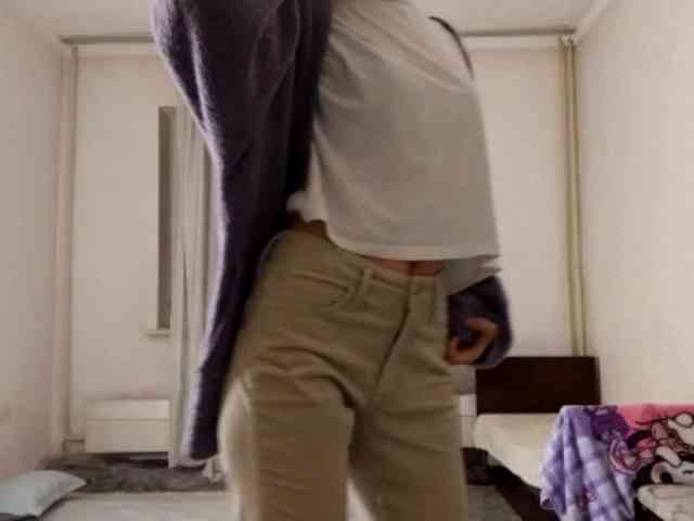 UrSweetieLeigh webcam