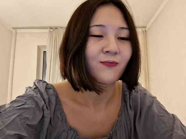 UrSweetieLeigh webcam