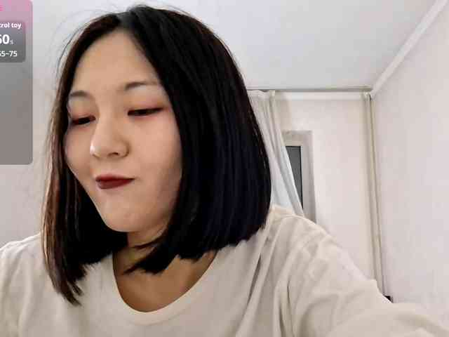 UrSweetieLeigh webcam