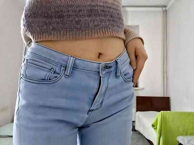 UrSweetieLeigh webcam