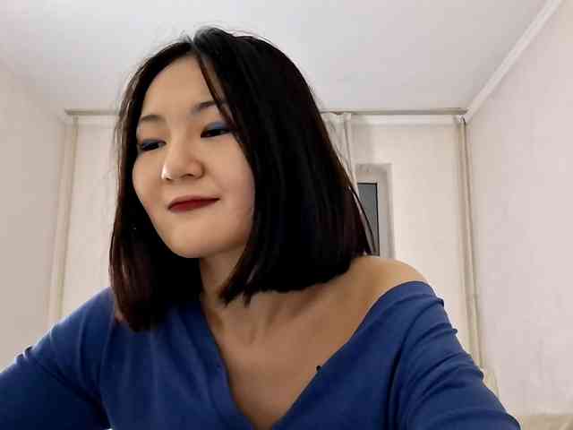 UrSweetieLeigh webcam