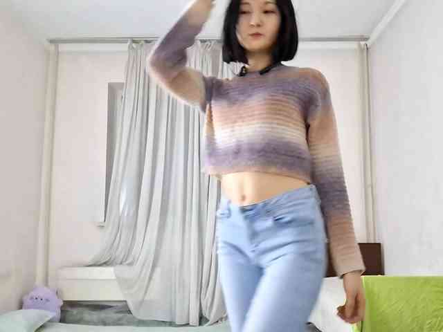 UrSweetieLeigh webcam