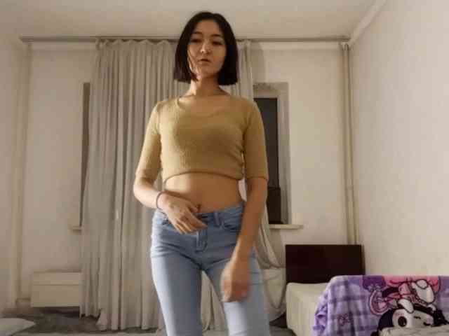 UrSweetieLeigh webcam