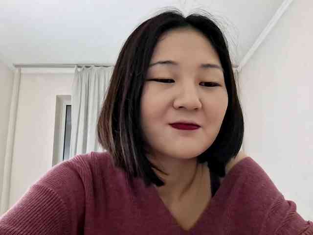 UrSweetieLeigh webcam