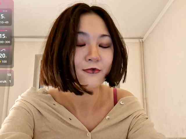 UrSweetieLeigh webcam