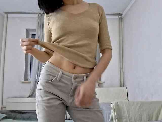 UrSweetieLeigh webcam