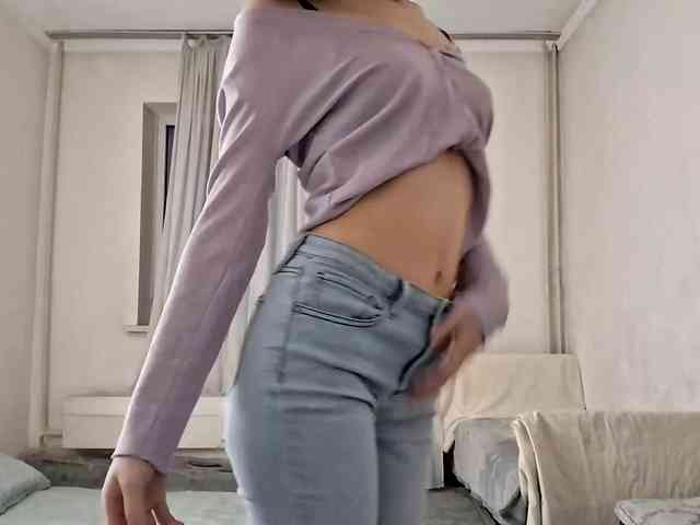 UrSweetieLeigh webcam