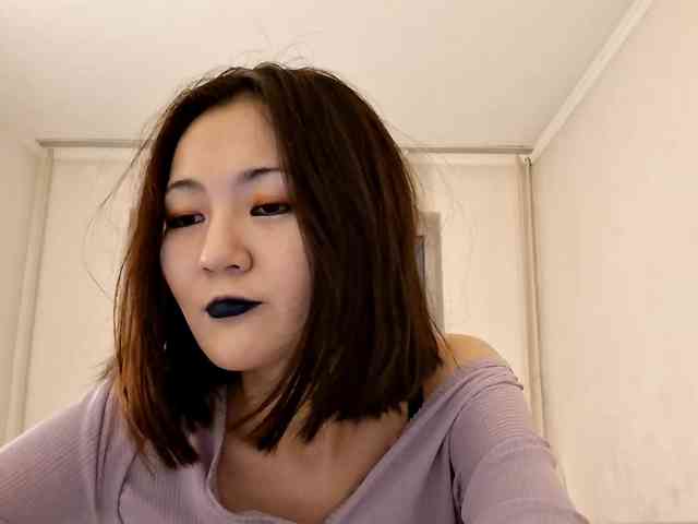 UrSweetieLeigh webcam