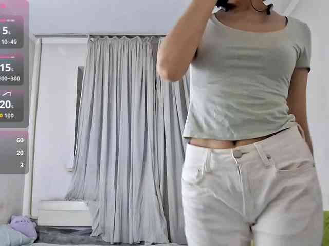 UrSweetieLeigh webcam