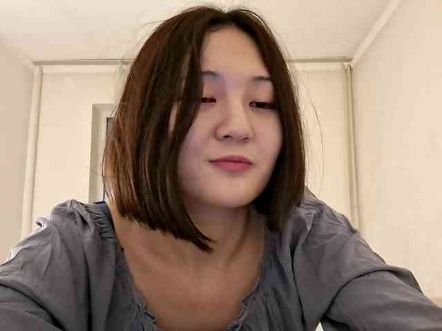 UrSweetieLeigh webcam