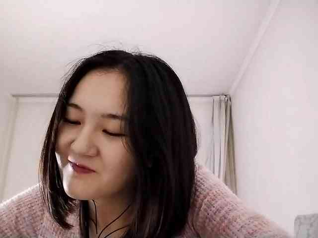 UrSweetieLeigh webcam