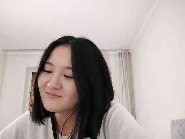 UrSweetieLeigh webcam