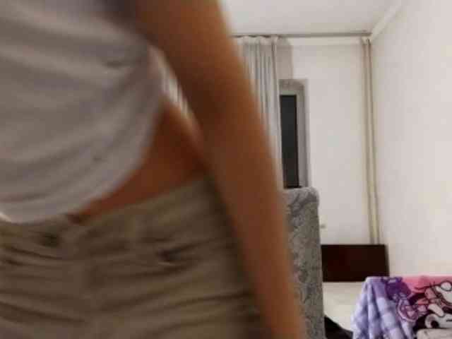 UrSweetieLeigh webcam