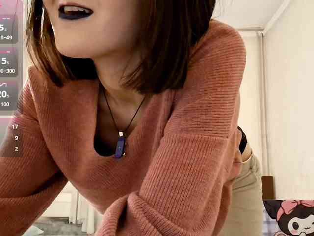 UrSweetieLeigh webcam