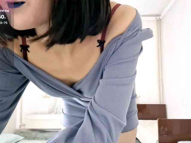 UrSweetieLeigh webcam