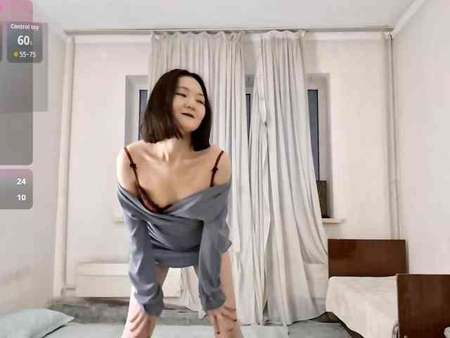 UrSweetieLeigh webcam