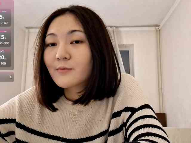 UrSweetieLeigh webcam