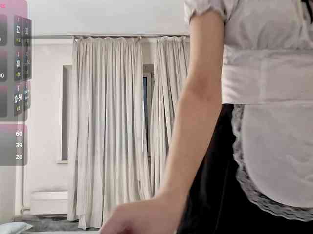 UrSweetieLeigh webcam