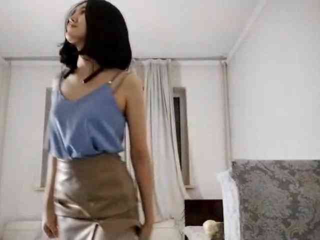 UrSweetieLeigh webcam