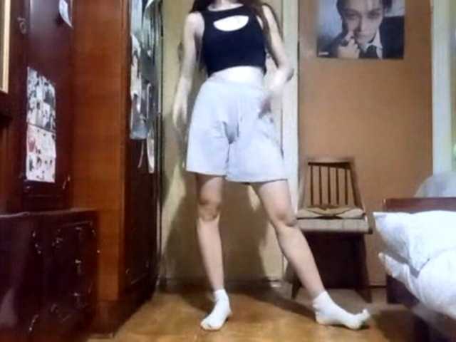  LatoshaBonkowski chat room