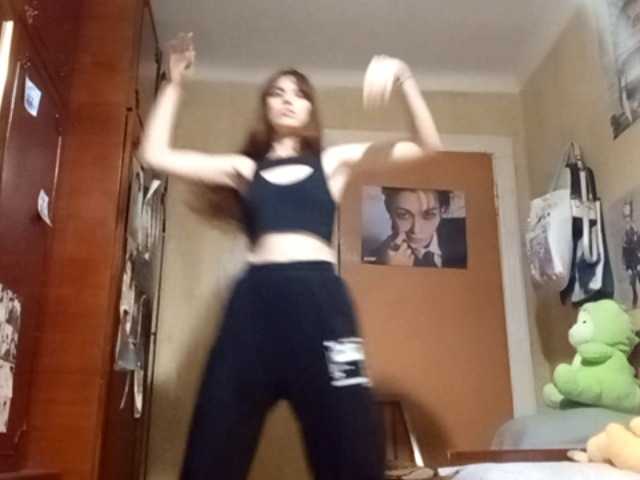  LatoshaBonkowski chat room