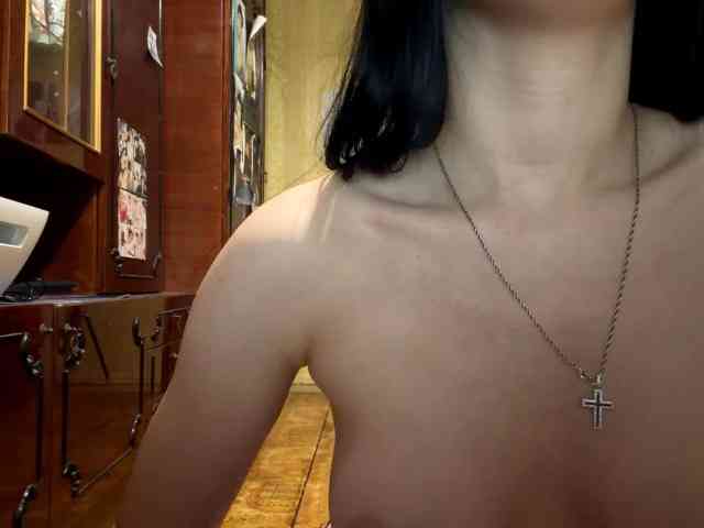 LatoshaBonkowski webcam