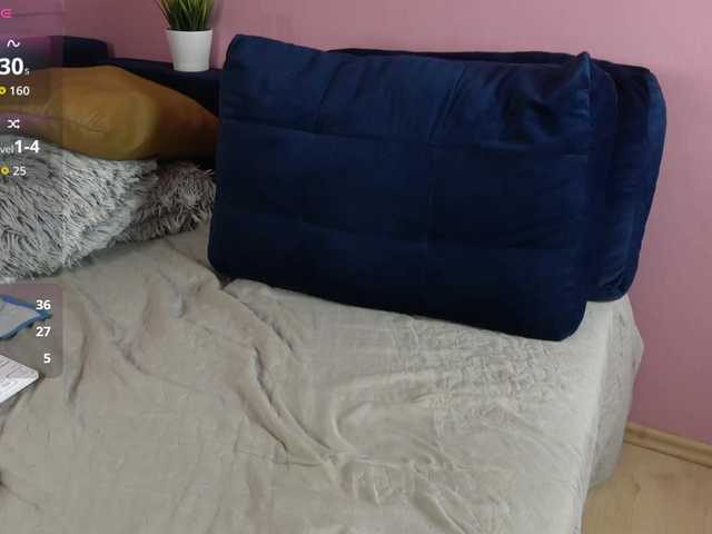 EllyBabe's BongaCams show and profile