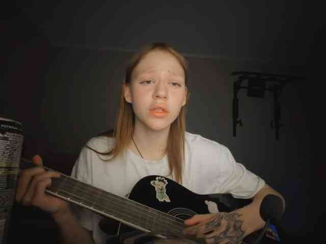 mavvkaaaa webcam
