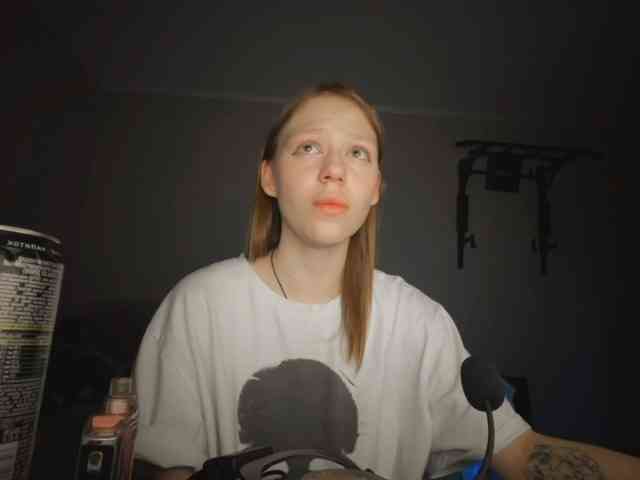 mavvkaaaa webcam
