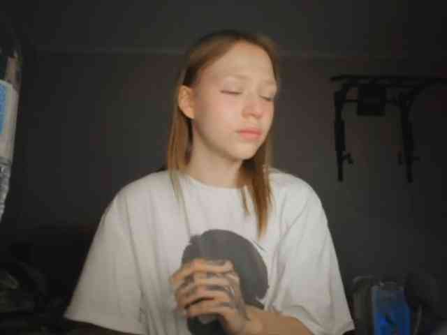 mavvkaaaa webcam