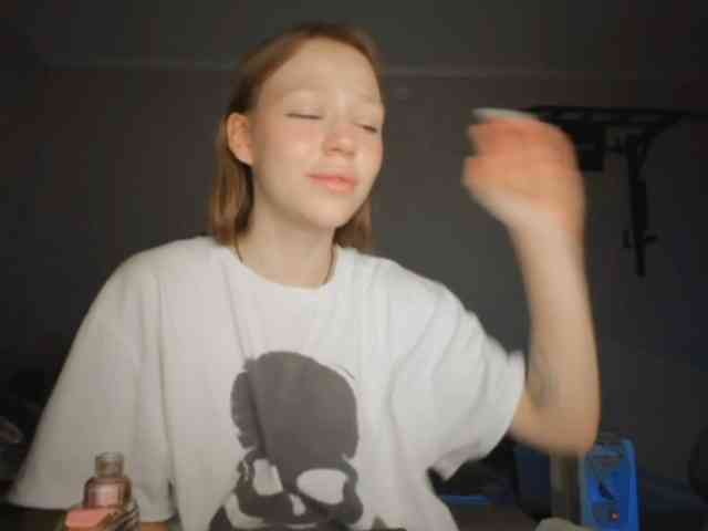 mavvkaaaa webcam