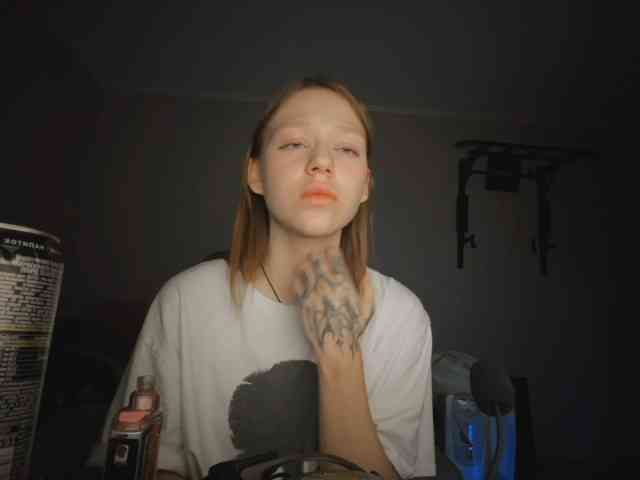mavvkaaaa webcam