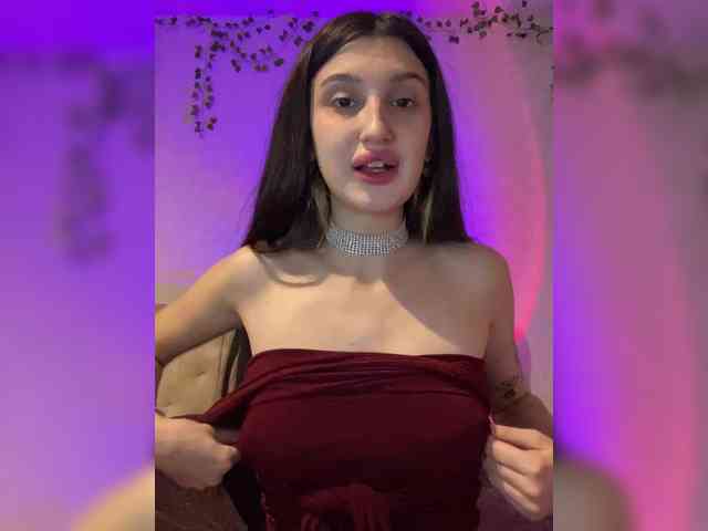 Yaguana Live Webcam on BongaCams