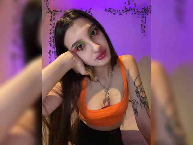 Yaguana Live Webcam on BongaCams