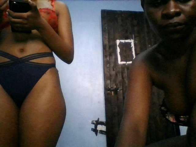 Slutgals2 – webcam model profile photo