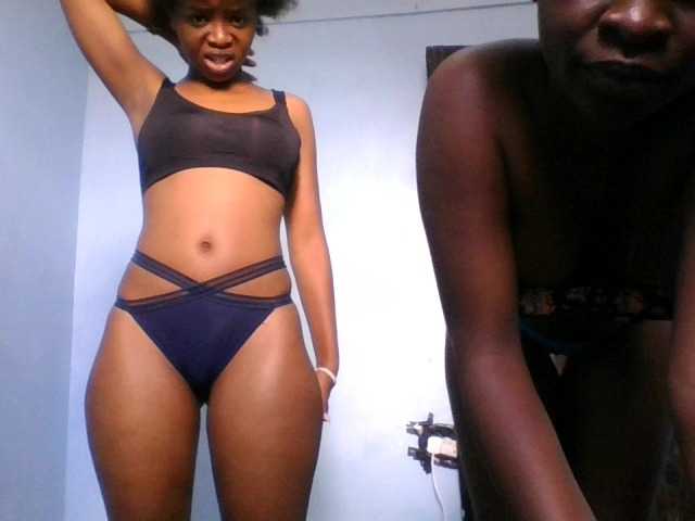 Slutgals2 – webcam model profile photo