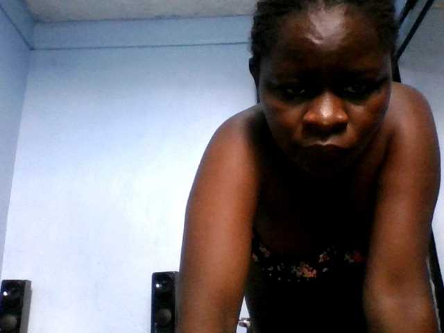 Slutgals2's BongaCams show and profile