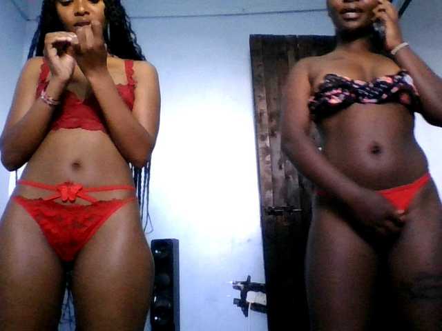 Slutgals2's BongaCams show and profile