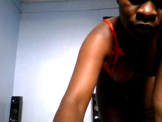 Slutgals2's BongaCams show and profile