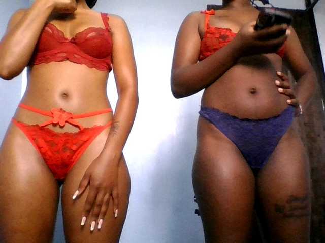 Slutgals2's BongaCams show and profile