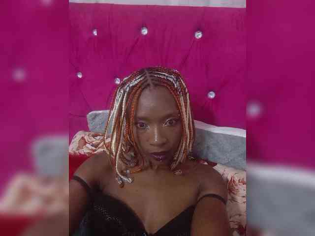 Sexy-bad-girl webcam
