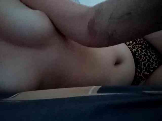 KristleKumro webcam